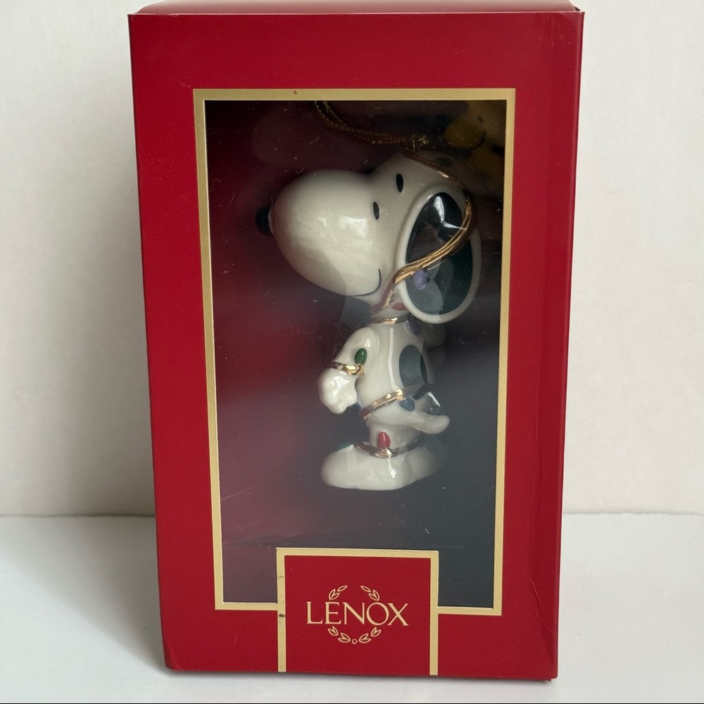 Lenox Snoopy Tangled in Lights Ornament New in Box